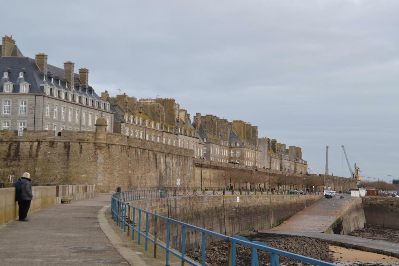 Appartement St Malo Rotheneuf サン・マロ エクステリア 写真